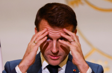 Αντιδράσεις για την παρουσία Μακρόν στην εβραϊκή γιορτή της Χάνουκα  Η Γαλλία ως κοσμική χώρα έχει διαχωρίσει τις σχέσεις Εκκλησίας - Κράτους