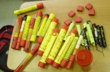 Εκλάπησαν φωτοβολίδες από σκάφη πριν τα αιματηρά επεισόδια στου Ρέντη Περισσότερα από ένα άτομα στον ρόλο του «καθοδηγητή»