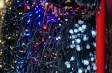 Προσοχή στα χριστουγεννιάτικα λαμπάκια και στο τζάκι - Οδηγίες για την ασφάλειά μας  Τι να προσέξουμε για την αποφυγή πυρκαγιάς