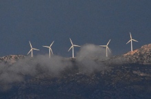 Σδούκου: Εργαζόμαστε με στόχο οι ανανεώσιμες πηγές ενέργειας  να φθάσουν στο 80%  της ηλεκτροπαραγωγής Το υπουργείου ανακοίνωσε παράταση ενός έτους του κανονισμού αδειοδότησης των ΑΠΕ