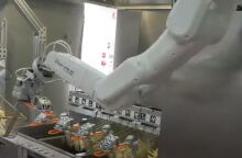 Καλιφόρνια: Ανοίγει το πρώτο εστιατόριο στο οποίο δουλεύουν μόνο ρομπότ