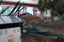 Κακοκαιρία: Σε ποιες περιοχές δε θα ανοίξουν τα σχολεία τη Δευτέρα (8.1) λόγω των εκτεταμένων καταστροφών 