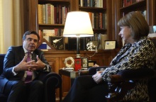 Συνάντηση της ΠτΔ Κατερίνας Σακελλαροπούλου με τον Μ.Σχοινά - Στο επίκεντρο το Νέο Σύμφωνο για τη Μετανάστευση 