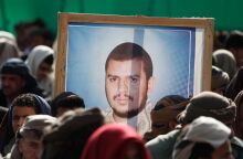 Ο μυστικοπαθής ηγέτης των Χούθι που κάνει συναντήσεις μόνο μέσω...οθόνης 