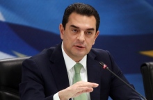 Ο Κώστας Σκρέκας