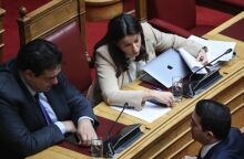 Αντιπαράθεση στη Βουλή για την επιστολική ψήφο