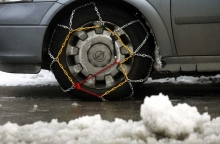 Υποχρεωτικές από τη Δευτέρα οι αλυσίδες στα αυτοκίνητα ενόψει κακοκαιρίας