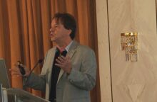 Είναι τα μη κρατικά ΑΕΙ κίνδυνος για τα δημόσια; Η απάντηση του καθηγητή Αχιλλέα Γραβάνη