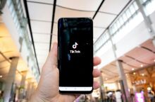 TikTok: Αποσύρεται από την πλατφόρμα η μουσική της Universal Music