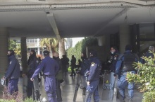 Σε εξέλιξη εκκένωση της πρυτανείας του ΑΠΘ 