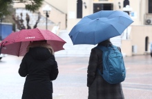 Βροχερός θα είναι ο καιρός αύριο Πέμπτη με σποραδικές καταιγίδες