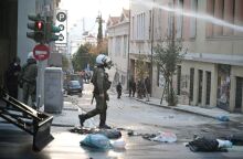  ΕNTAΣΗ ΕΞΩ ΑΠΟ ΤΗ ΝΟΜΙΚΗ ΣΤΗ ΟΔΟ ΣΙΝΑ ΜΕΤΑ ΤΟ ΣΥΛΛΑΛΗΤΗΡΙΟ (ΤΑΤΙΑΝΑ ΜΠΟΛΑΡΗ / EUROKINISSI)