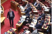 ΠΑΣΟΚ - Γάμος ομόφυλων: 11 οι αποχές σύμφωνα με πληροφορίες