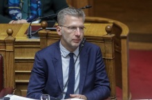 Σκέρτσος για γάμο ομόφυλων: Η ιστορία θα γράψει ότι η ΝΔ έφερε αυτή τη μεγάλη κοινωνική μεταρρύθμιση