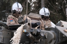 Σλοβακία: Χώρες του ΝΑΤΟ και της ΕΕ σκέφτονται να στείλουν στρατιώτες στην Ουκρανία, υποστηρίζει ο πρωθυπουργός Ρόμπερτ Φίτσο	