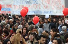 Οι απεργιακές συγκεντρώσεις στο κέντρο της Αθήνας μέσα από 12+1 φωτογραφίες 