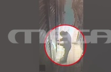 Βίντεο ντοκουμέντο που δείχνει τους τρομοκράτες να τοποθετούν τη βόμβα σε τράπεζα στα Πετράλωνα