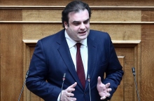 O Κυριάκος Πιερρακάκης