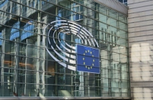 Μηδενικές εκπομπές CO2 από το 2030 σε όλα τα νέα κτίρια της ΕΕ 