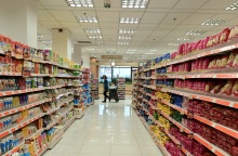 Καλάθι Χριστουγέννων 2024: Κρέατα και γλυκά ανάμεσα στα προϊόντα που περιέχει - Οι νέες κατηγορίες