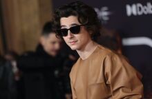 Έχει ο Τιμοτέ Σαλαμέ smartphone face;