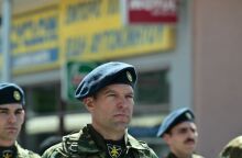 Ο Στέφανος Κασσελάκης παρέλασε με το άγημα στη Θήβα για την 25η  Μαρτίου © ΤΑΤΙΑΝΑ ΜΠΟΛΑΡΗ/EUROKINISSI