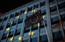 Τη σύνδεση χρηματοδότησης από τα Ταμεία Περιφερειακής Πολιτικής με τις επιδόσεις, εξετάζει η Κομισιόν