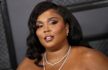 Η Lizzo εγκαταλείπει τη μουσική υπό τo βάρος μηνύσεων για σεξουαλική παρενόχληση