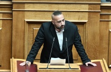 Ανεξαρτητοποιήθηκε ο βουλευτής Γιώργος Μανούσος από την Κ.Ο. των Σπαρτιατών