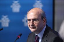 Κ. Χατζηδάκης: Ενίσχυση εισοδημάτων και μειώσεις φόρων