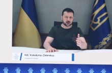 Ο Ουκρανός πρόεδρος Βολοντίμιρ Ζελένσκι μίλησε στο 9ο Οικονομικό Φόρουμ των Δελφών