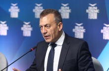 Ο Γιάννης Βρούτσης στο Οικονομικό Φόρουμ των Δελφών