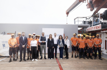 Mητσοτάκης: Επίσκεψη στο πλοίο «Typhoon»