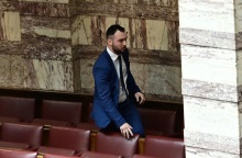 Ο Κωνσταντίνος Φλώρος μετά την επίθεση στη Βουλή 