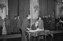 Ο Ρομπέρ Σουμάν υπογράφει τη Διακύρηξη