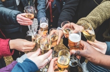 χερια, ποτηρια