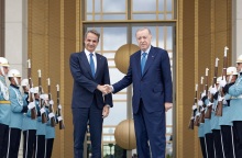 Ο πρωθυπουργός Κυριάκος Μητσοτάκης με τον Ρετζέπ Ταγίπ Ερντογάν στην Άγκυρα