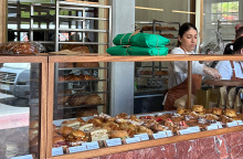 Η Red Jane είναι φουρνάρισσα στα Χανιά