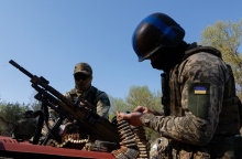 ουκρανοι στρατιωτες, σφαιρες, οπλα