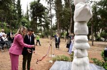 Δούκας: Τι είναι το «Ινουκσούκ» που ανήγειρε στο Άλσος Ιλισίων