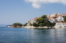 νησι, σπιτια, βραχοι, θαλασσα, συννεφα