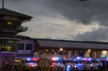 Επί ποδός οι αρχές στο αεροδρόμιο της Ταϊλάνδης  που έγινε η αναγκαστική προσγείωση της πτήσης boeing της Singapore Airlines