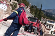 πυροσβεστης, εκκλησια, δασος, οχημα