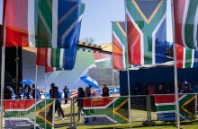 Στις κάλπες οι Νοτιοαφρικανοί για τις πιο κρίσιμες εκλογές από το τέλος του απαρτχάιντ