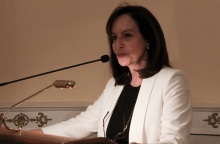 Η Άννα Διαμαντοπούλου 