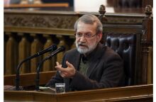 Ιράν: Ο μετριοπαθής Αλί Λαριτζανί έθεσε υποψηφιότητα για την προεδρία 