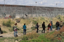 μετανάστες, φραχτης