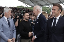 Βολοντίμιρ Ζελένσκι, Τζο Μπάιντεν, Εμανουηλ Μακρον