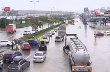 πλημμυριμσενα σπιτια, δρομοι, αυτοκινητα