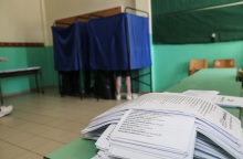 Ευρωεκλογές 2024: Στο Αυτόφωρο υποψήφιος ευρωβουλευτής στην Ροδόπη - Μοίραζε σταυρωμένα ψηφοδέλτια 